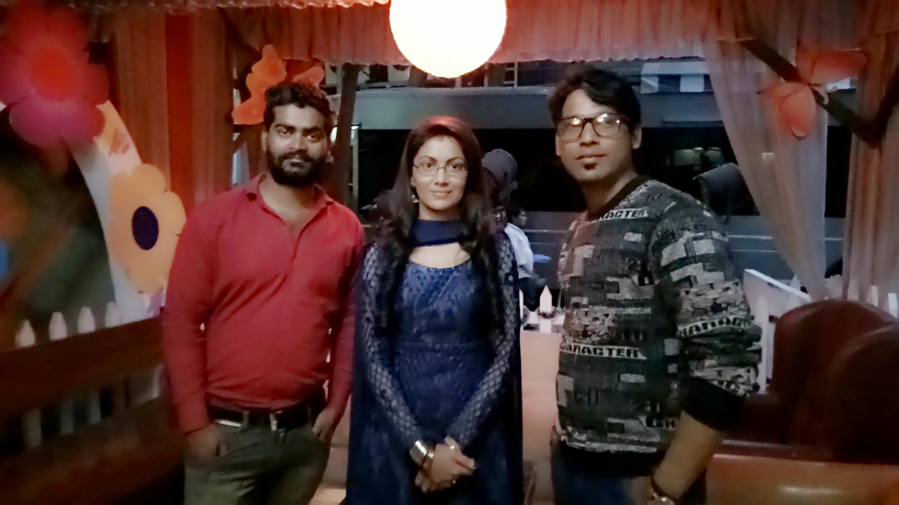 AMB team with guest artist behind the scenes